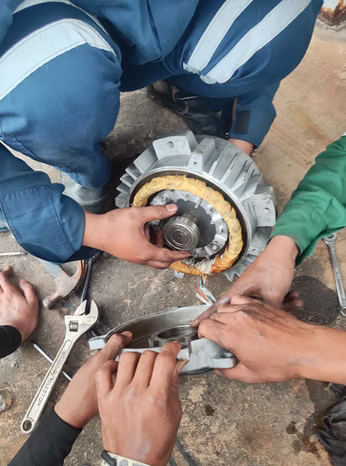 Chiller Fan Motor Bearing Replacement - Photo 5